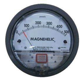 Đồng hồ đo chênh áp 2000-1000Pa hãng Dwyer